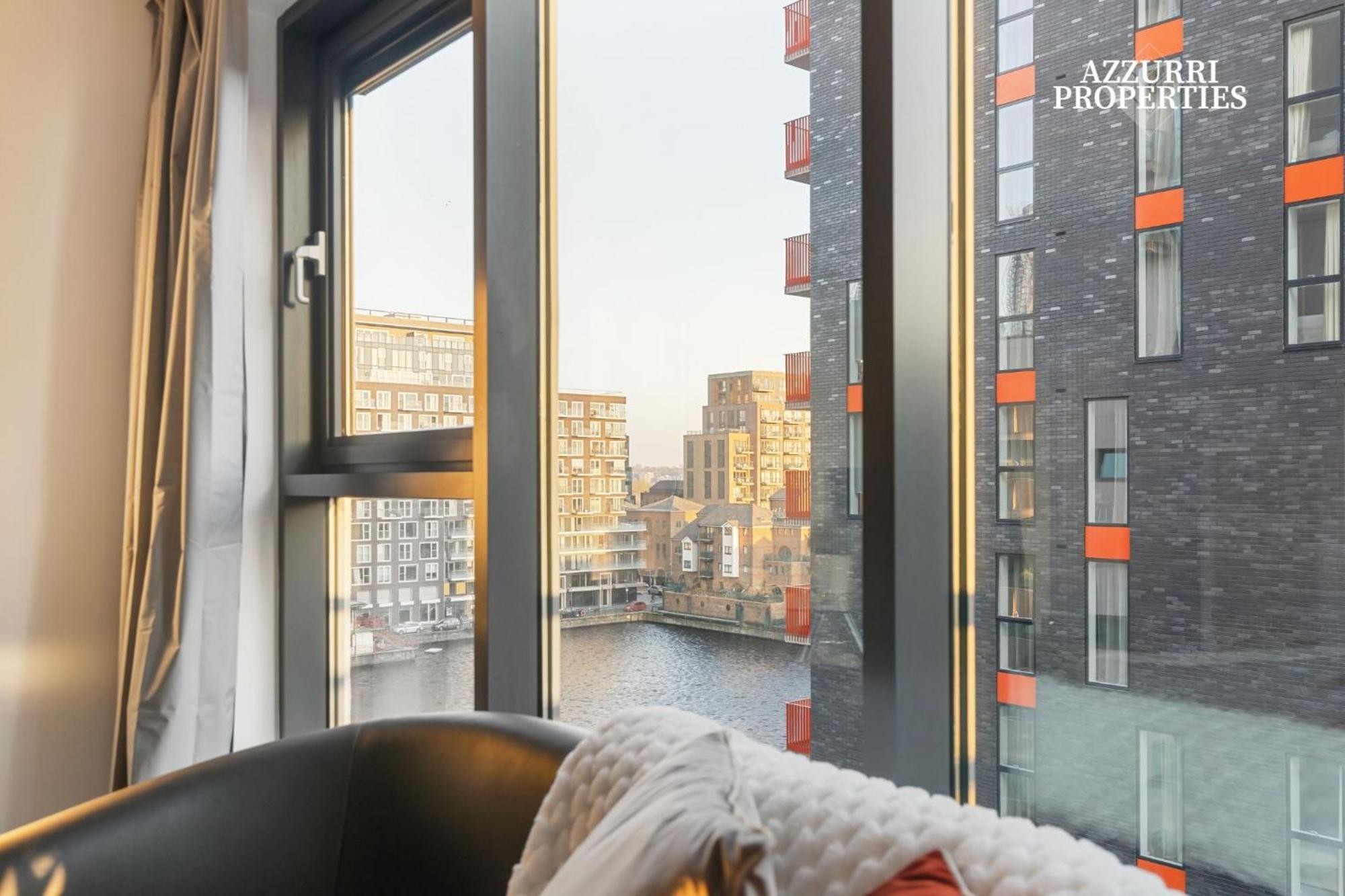 Appartamento 2 Bed Only Five Minutes Walk From Crossharbour